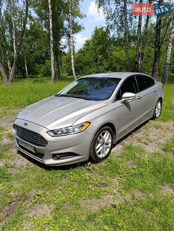 Седан Ford Fusion 2014 в 