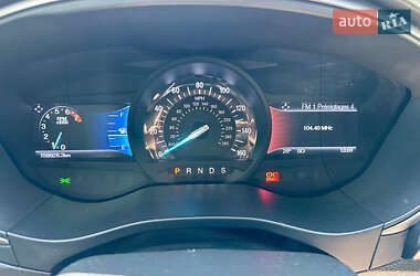 Седан Ford Fusion 2016 в 