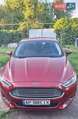 Седан Ford Fusion 2015 в 