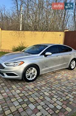 Седан Ford Fusion 2018 в 