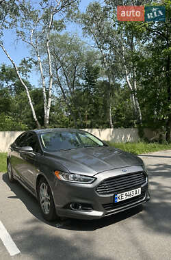 Седан Ford Fusion 2013 в Новомосковске
