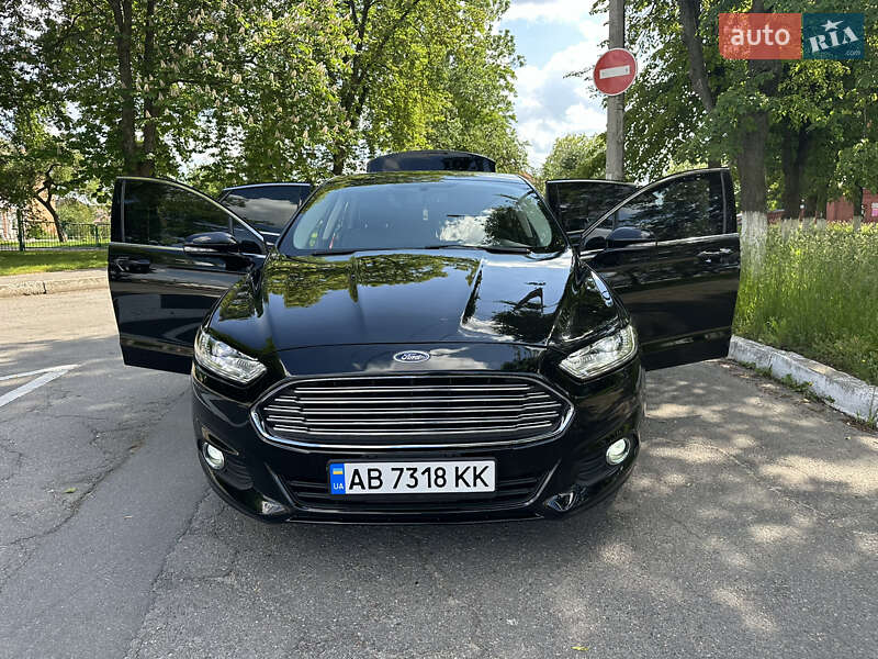Седан Ford Fusion 2015 в Виннице