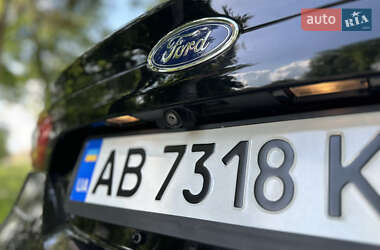 Седан Ford Fusion 2015 в 