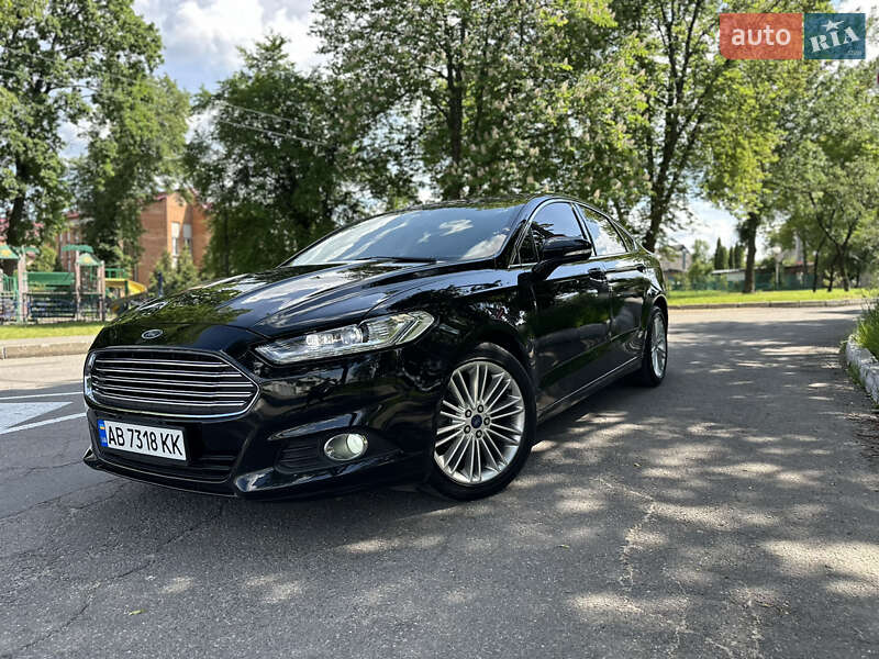 Седан Ford Fusion 2015 в Виннице