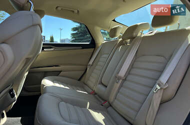 Седан Ford Fusion 2014 в 