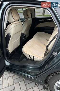 Седан Ford Fusion 2014 в 