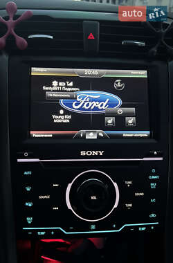 Седан Ford Fusion 2014 в 