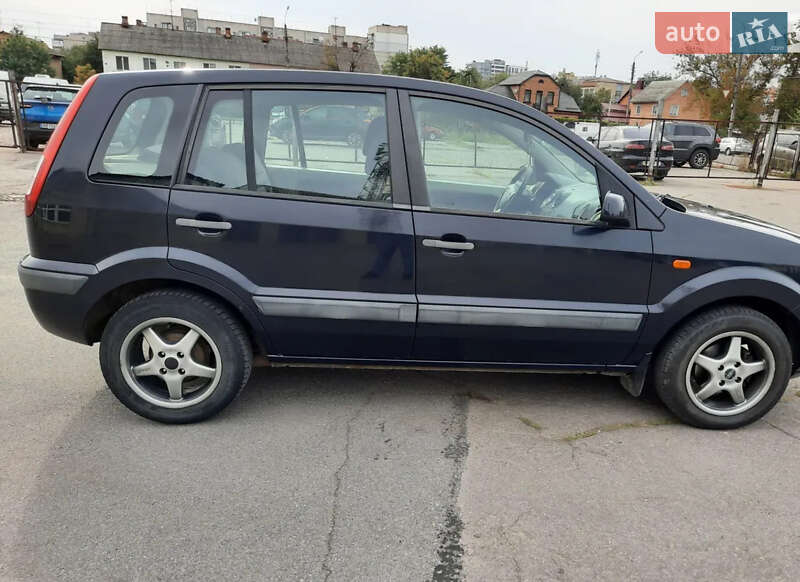 Хэтчбек Ford Fusion 2006 в Виннице