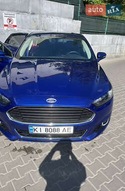 Седан Ford Fusion 2015 в Обухові