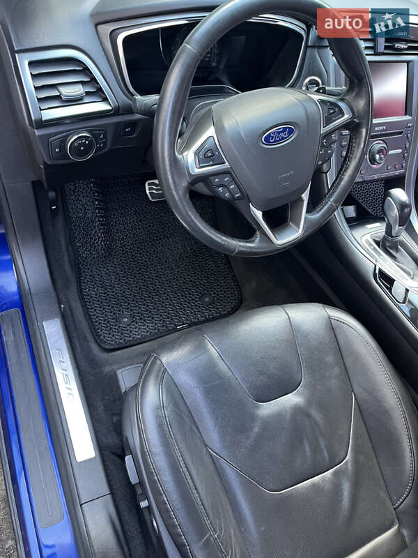 Седан Ford Fusion 2015 в Обухове