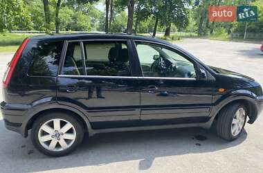 Хэтчбек Ford Fusion 2007 в 
