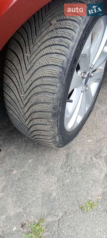 Седан Ford Fusion 2013 в Умани