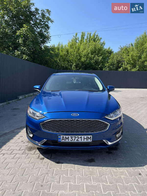 Седан Ford Fusion 2018 в Житомирі