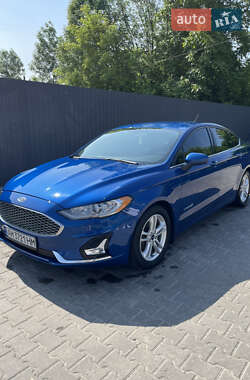 Седан Ford Fusion 2018 в Житомирі