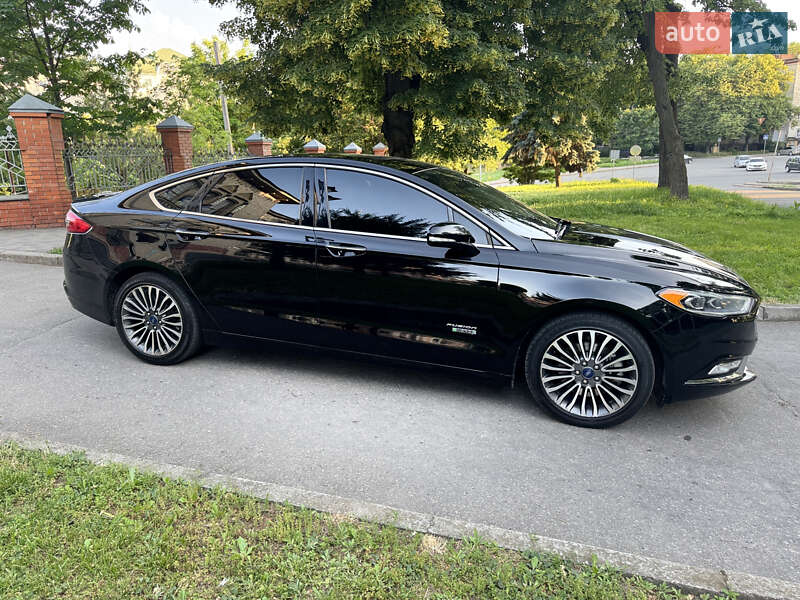 Седан Ford Fusion 2017 в Полтаві