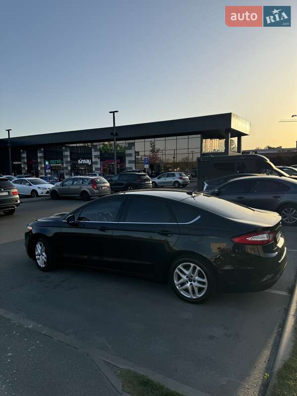 Седан Ford Fusion 2013 в Киеве