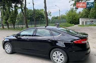 Седан Ford Fusion 2019 в Тернополі