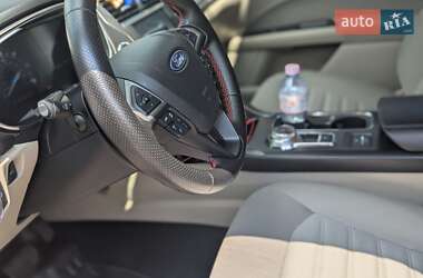 Седан Ford Fusion 2019 в 