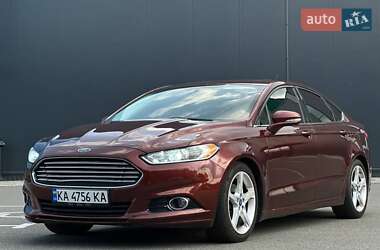 Седан Ford Fusion 2015 в Києві