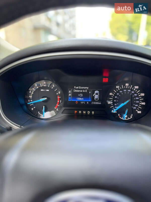 Седан Ford Fusion 2013 в Львове