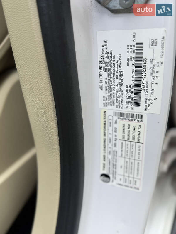 Седан Ford Fusion 2013 в Львове
