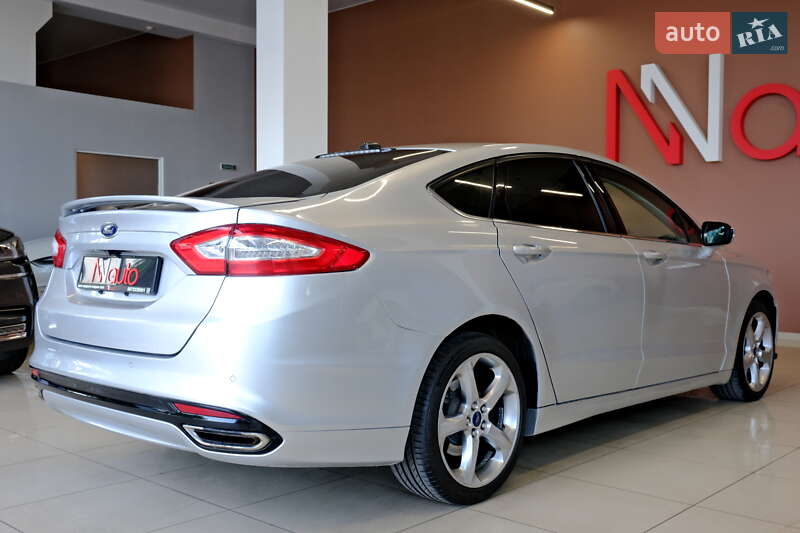 Седан Ford Fusion 2016 в Одессе