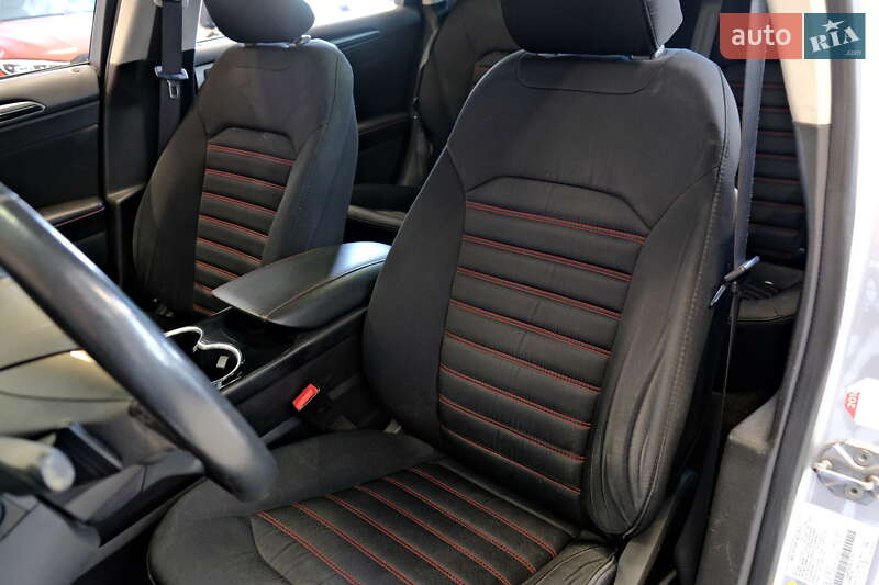 Седан Ford Fusion 2016 в Одессе