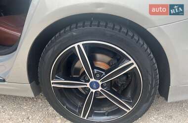 Седан Ford Fusion 2015 в 
