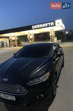 Седан Ford Fusion 2014 в 