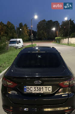 Седан Ford Fusion 2014 в 
