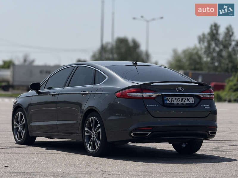 Седан Ford Fusion 2016 в Киеве