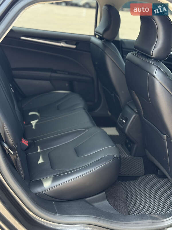 Седан Ford Fusion 2016 в Киеве