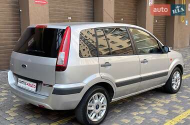 Хетчбек Ford Fusion 2008 в 