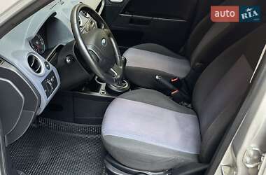 Хетчбек Ford Fusion 2008 в 