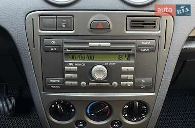 Хетчбек Ford Fusion 2008 в 