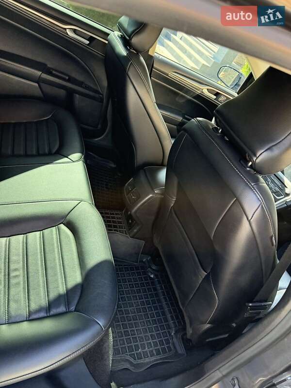 Седан Ford Fusion 2017 в Днепре