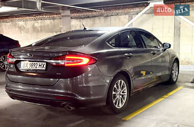 Седан Ford Fusion 2016 в Шепетівці