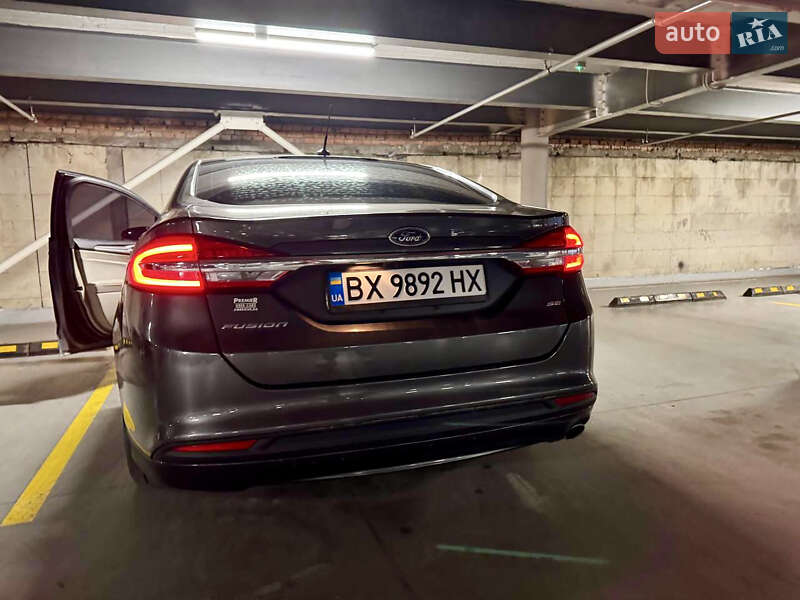 Седан Ford Fusion 2016 в Шепетівці