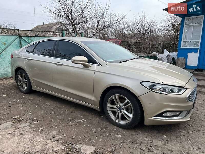 Седан Ford Fusion 2018 в Сквире