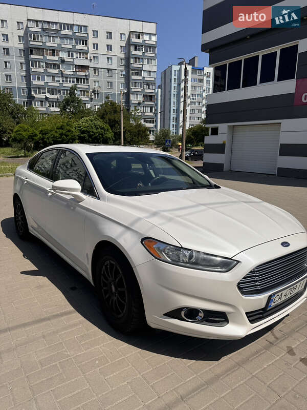 Седан Ford Fusion 2016 в Черкассах