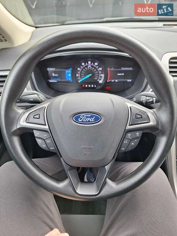 Седан Ford Fusion 2018 в Киеве