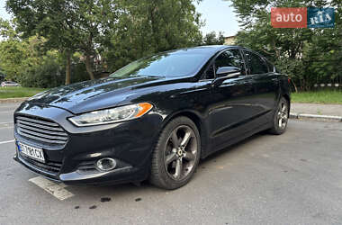 Седан Ford Fusion 2013 в 