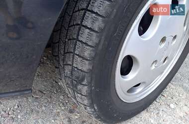 Хэтчбек Ford Fusion 2010 в 