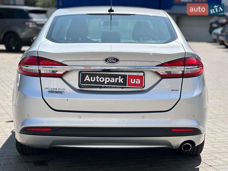 Седан Ford Fusion 2017 в Одесі