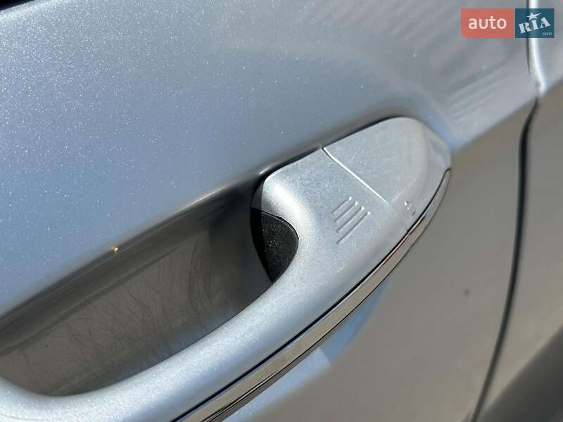 Седан Ford Fusion 2017 в Одесі
