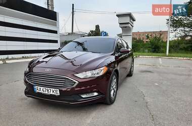 Седан Ford Fusion 2016 в 