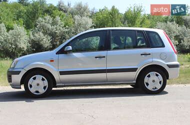 Хэтчбек Ford Fusion 2008 в 
