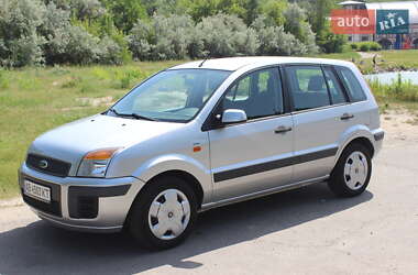 Хэтчбек Ford Fusion 2008 в 