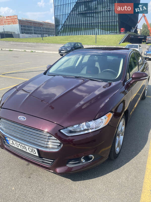 Седан Ford Fusion 2013 в Киеве
