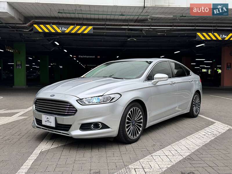 Седан Ford Fusion 2015 в Києві